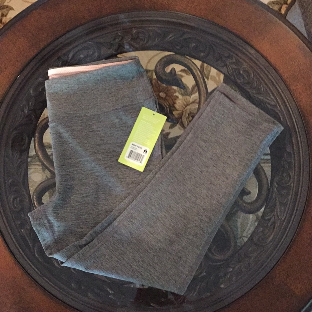 ❤️Grey Capri leggings